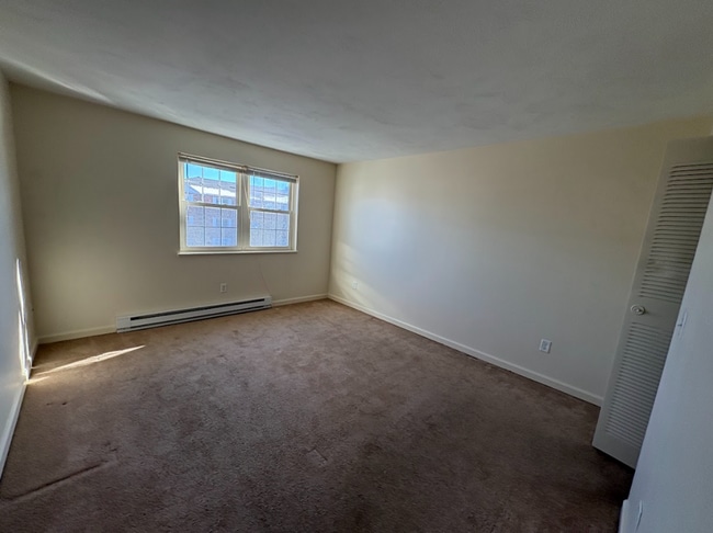 Foto del edificio - 740 Central St