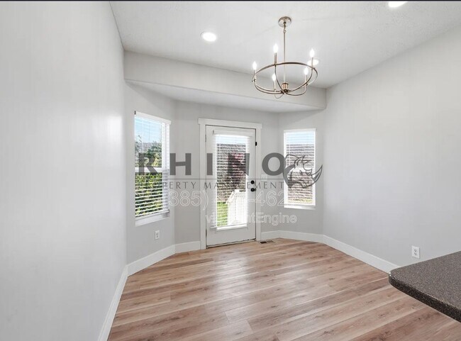 Foto del edificio - 2230 N 2270 W
