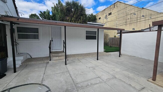 Foto del edificio - 425 Ardmore Rd