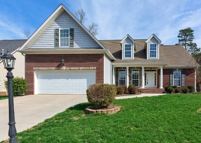 Building Photo - 6811 Neville Dr