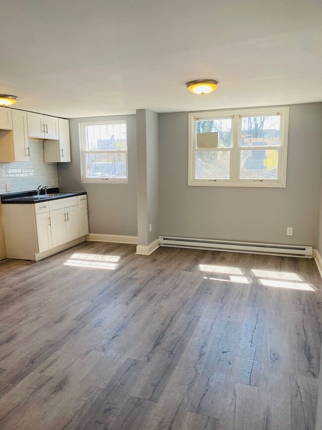 Building Photo - Anika Homes 3 Bedroom