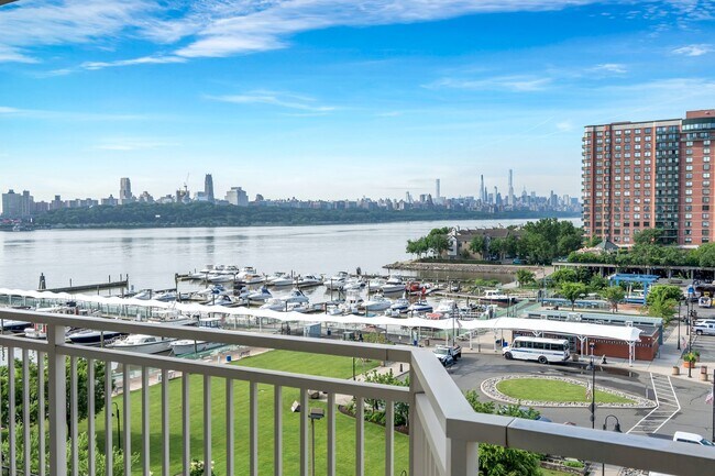 Foto del edificio - 1055 River Rd