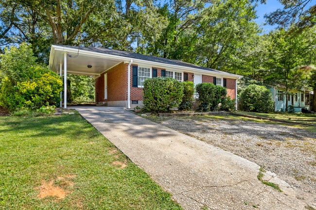 Building Photo - 4197 Tilly Mill Rd