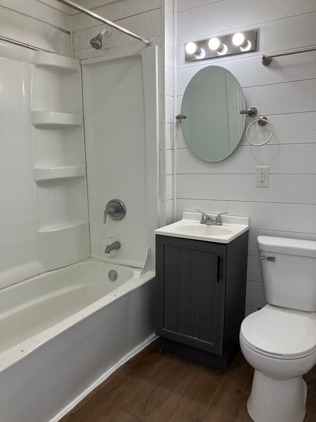 Foto del edificio - 624 2nd Ave