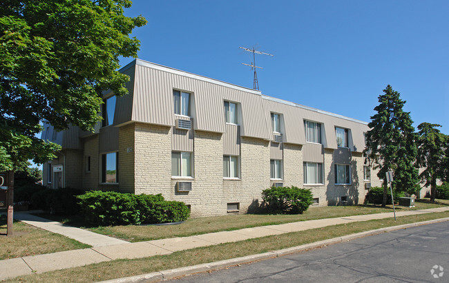 Durand Plaza Apartments - Racine, WI | Apartments.com