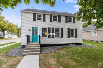 Building Photo - 402 E Harding Dr
