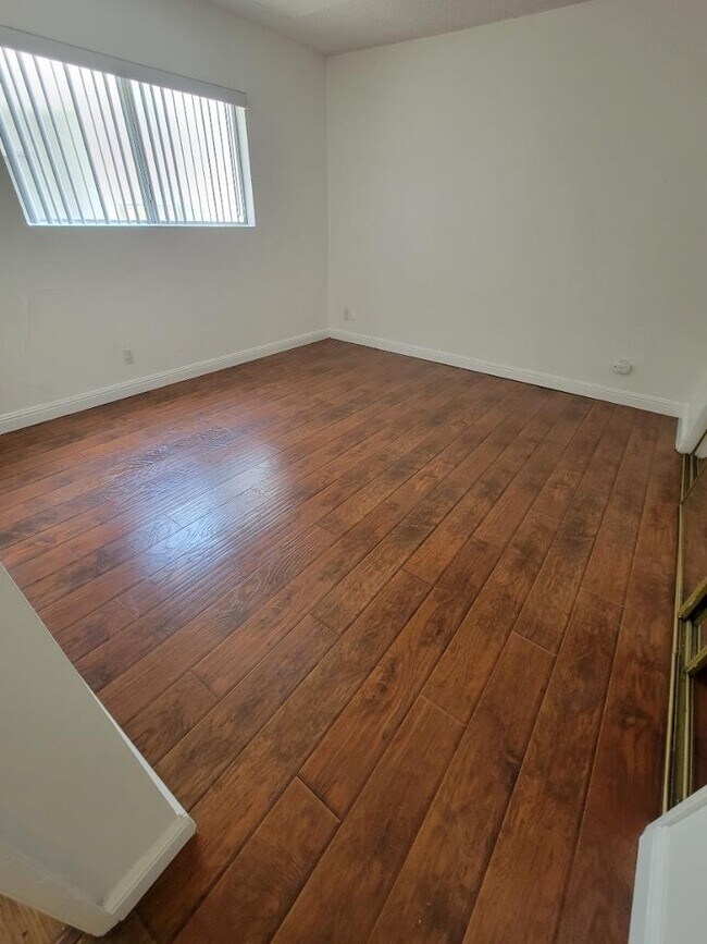 Foto del edificio - 11259 Morrison St
