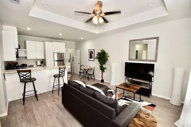 Foto del edificio - 13 West Dr