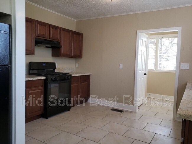 Foto del edificio - 1121 W 24th St