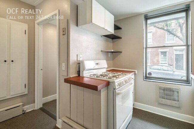 Foto del edificio - 2553 Salmon St