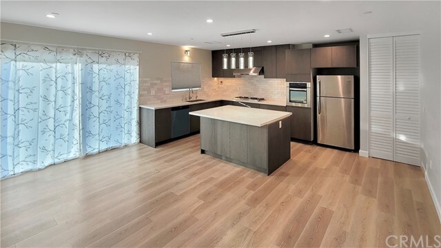 Building Photo - 2525 Midwickhill Dr