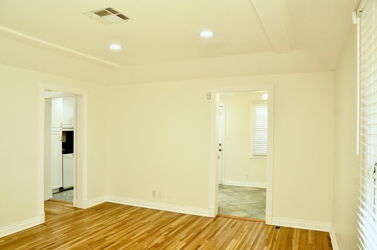 4445 Tujunga Ave, Studio City, CA 91602 Apartments in Studio City, CA