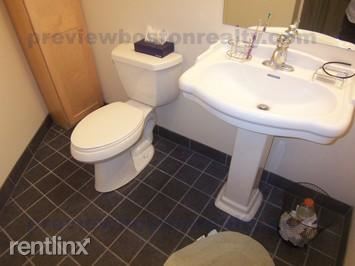 Building Photo - 7 Sutherland Rd