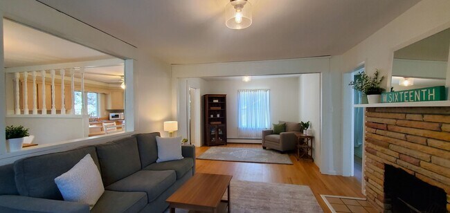 Foto del edificio - Available Late Summer & Fall | Furnished Executive Extended Stay Retreat