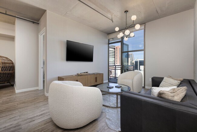 Foto del edificio - 353 E Bonneville Ave