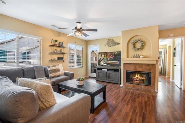 Building Photo - 1811 Calvedos Dr