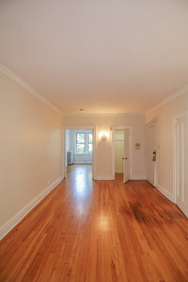 Foto del edificio - 5726 S Blackstone Ave