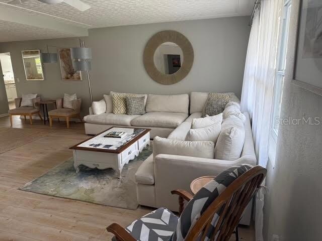 Foto del edificio - 2186 Sunnyside Pl