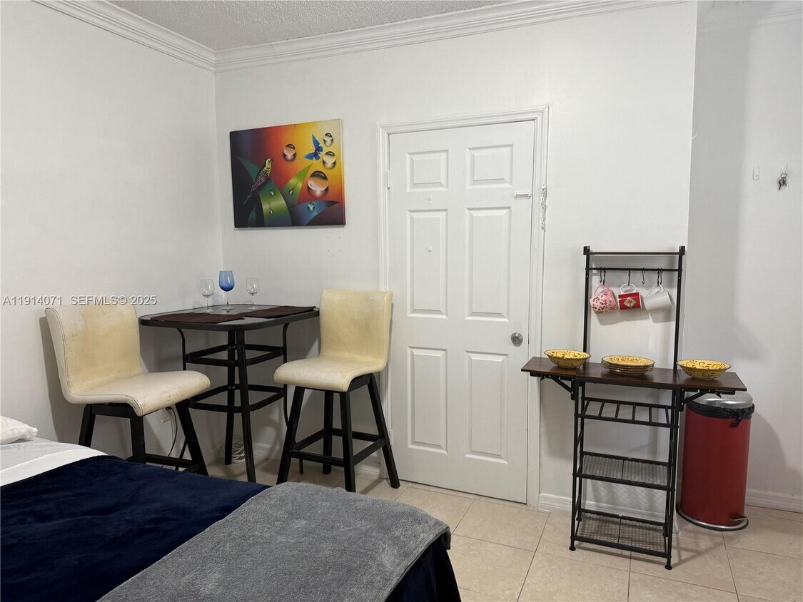 Foto del edificio - 9331 SW 166th St