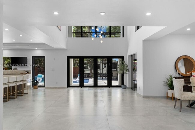 Building Photo - 3000 Riverland Rd