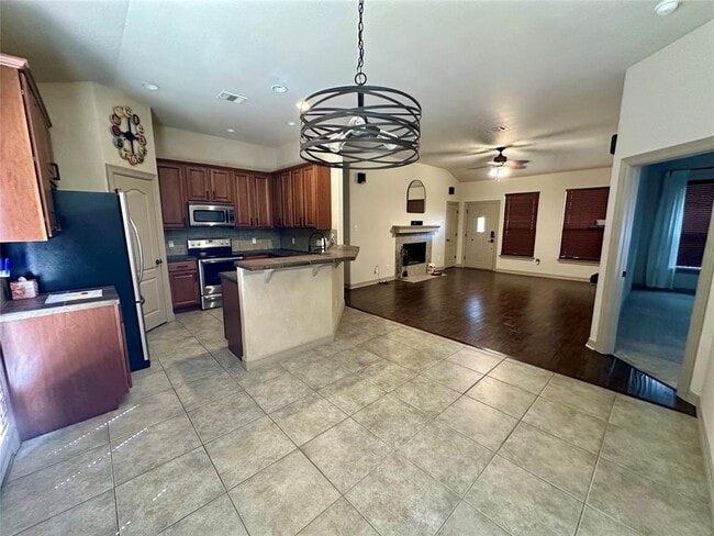 Foto del edificio - 15105 Cavalier Canyon Dr