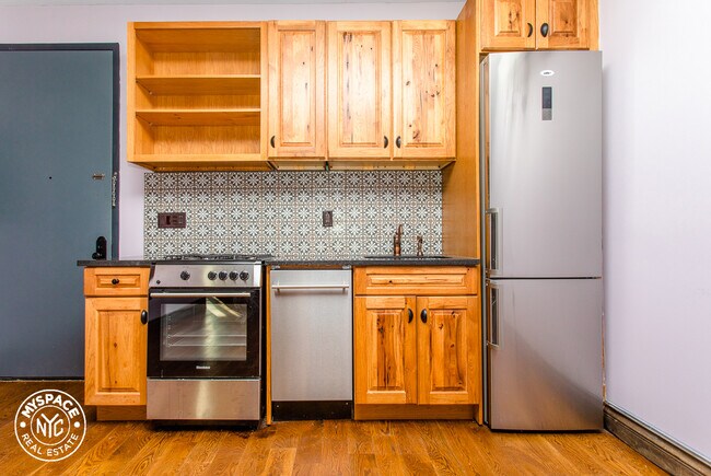 Foto del edificio - 254 Palmetto St