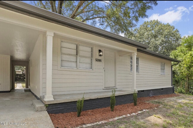 Building Photo - 5201 Andover Dr