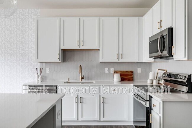 Foto del edificio - 2439 Ownby Ln