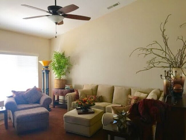 Foto del edificio - 3bd 2 ba