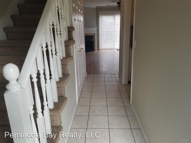 Building Photo - 2 br, 1.5 bath House - 3841-B Belle Meade Ct
