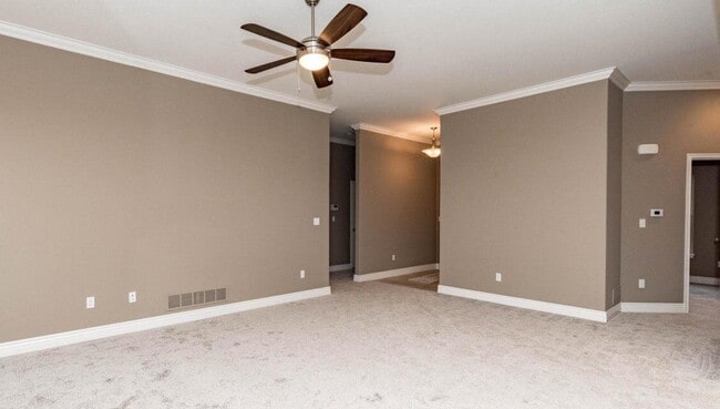 Building Photo - 5322 Harbor Town Dr