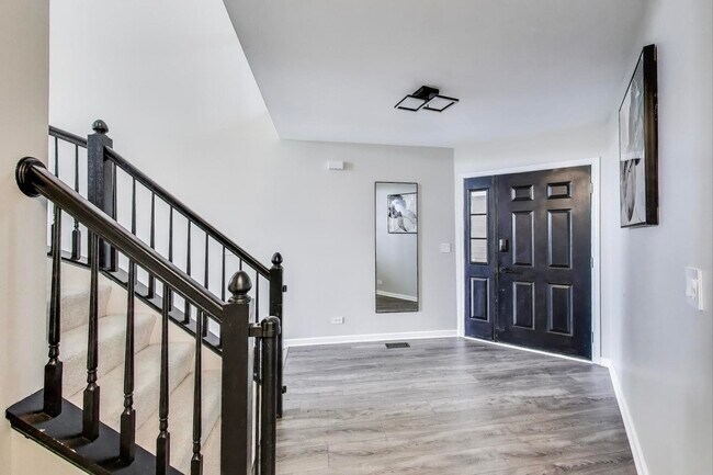 Foto del edificio - 2044 Peach Tree Ln