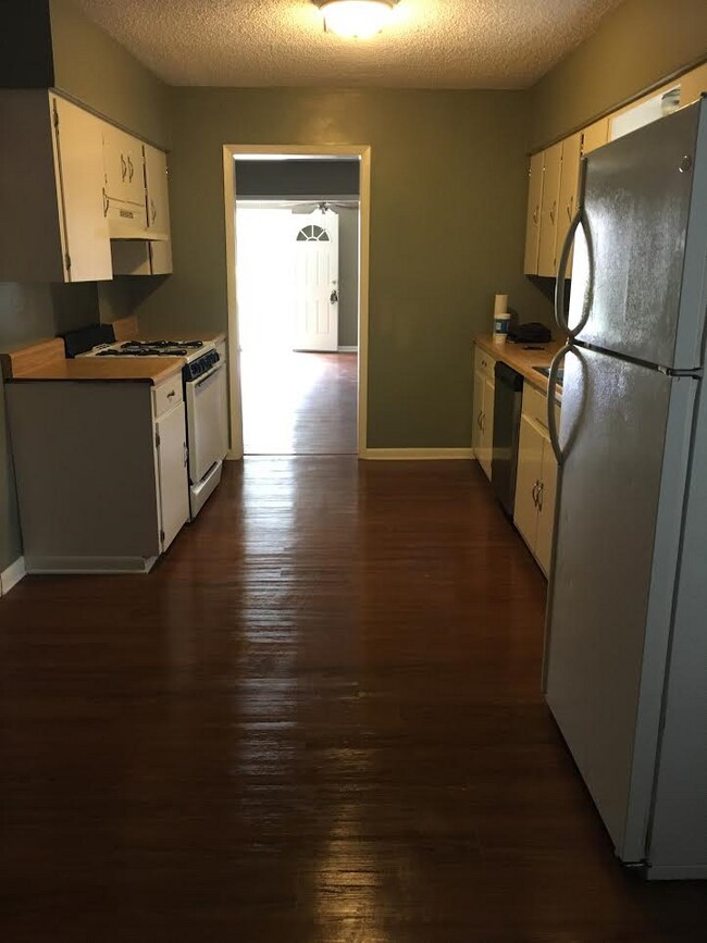 Foto del edificio - 1030 Broussard St