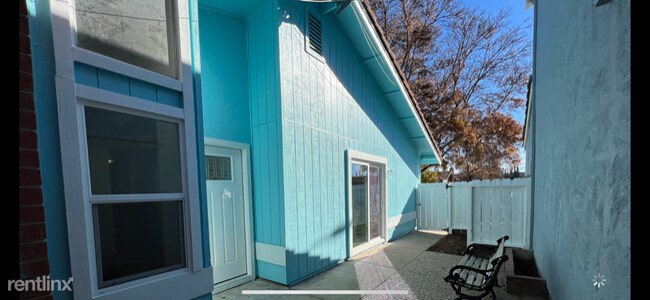 Building Photo - 3 br, 2 bath House - 5885 southwind dr san