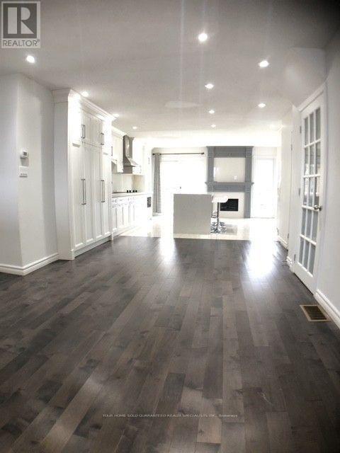 Photo du bâtiment - 40 Seamist Crescent