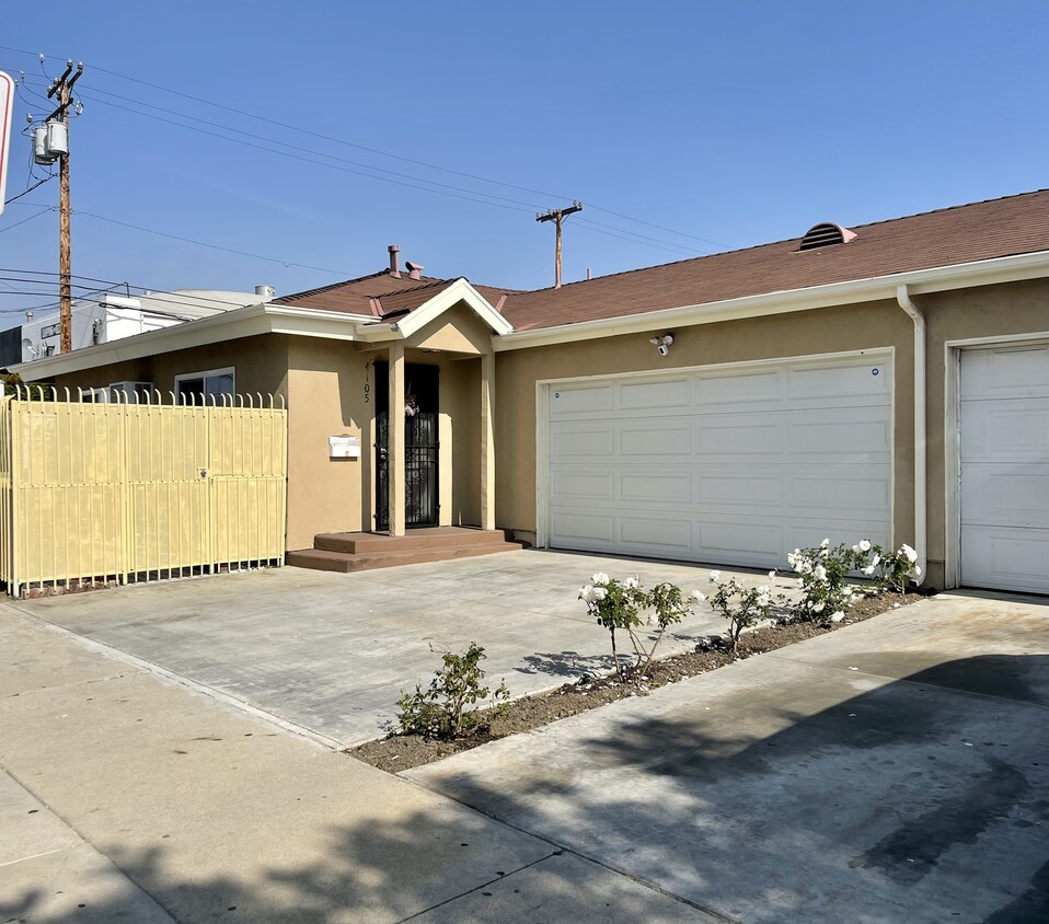 Primary Photo - 4105 E 52nd St