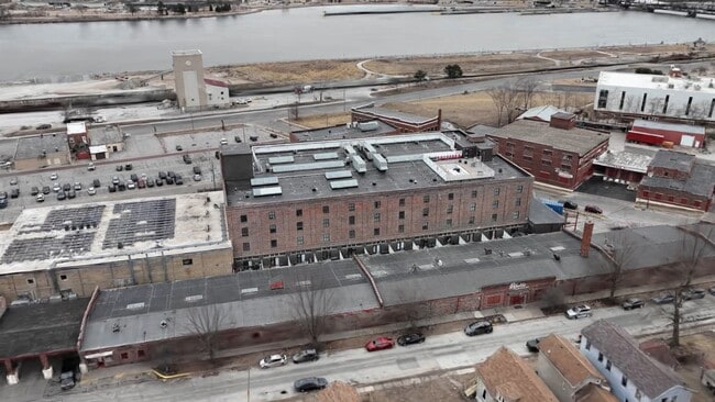  - Gordon-Van Tine Commons