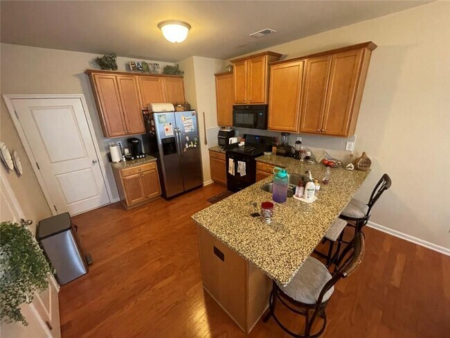 Building Photo - 3526 Castleberry Village Cir