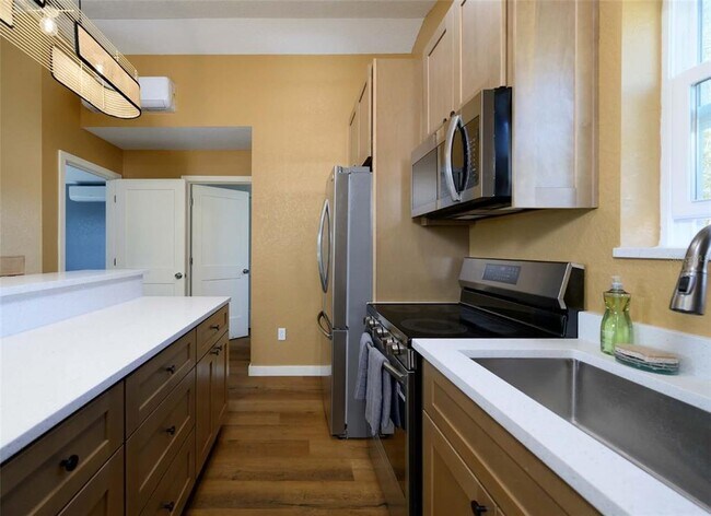 Foto del edificio - 2324 Burlington Ave N