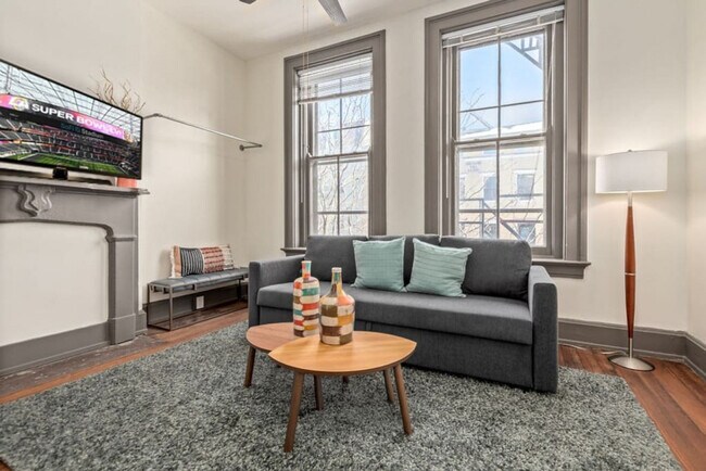 Foto del edificio - 126 E 13th St