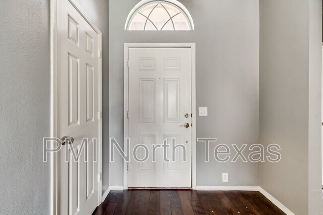 Foto del edificio - 6905 Chateau Dr