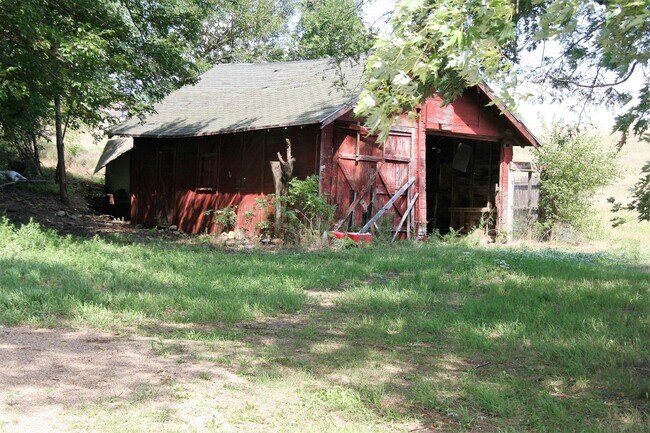 Foto del edificio - Acreage in Rural Burbank