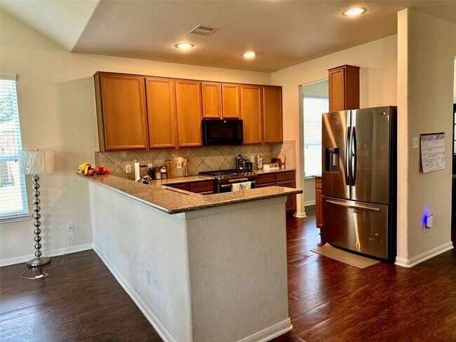 Foto del edificio - 18622 Each Elm Way