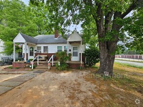 Building Photo - 1338 Rayon St
