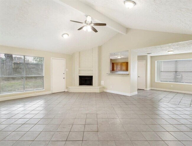 Foto del edificio - 1627 Vickery Dr