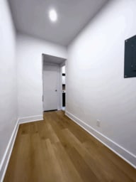 Building Photo - 2070 Chomedey