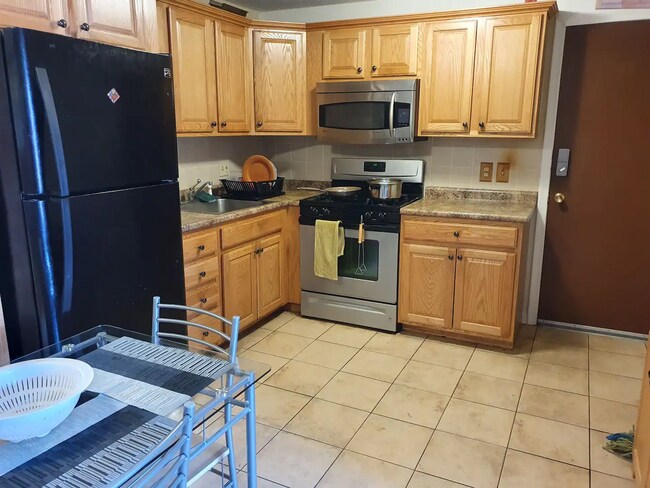 Kitchen - 14 Tiffany Rd