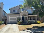 Foto principal - Wonderful two-level home in Creekbridge area