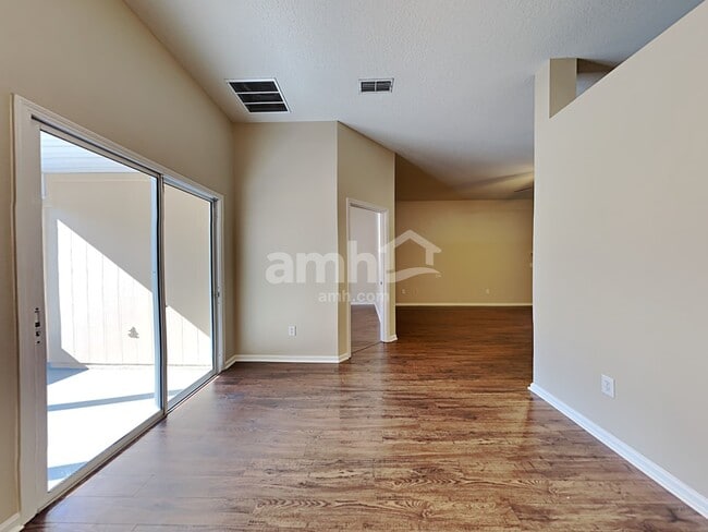 Building Photo - 160 Old Hickory Forest Rd