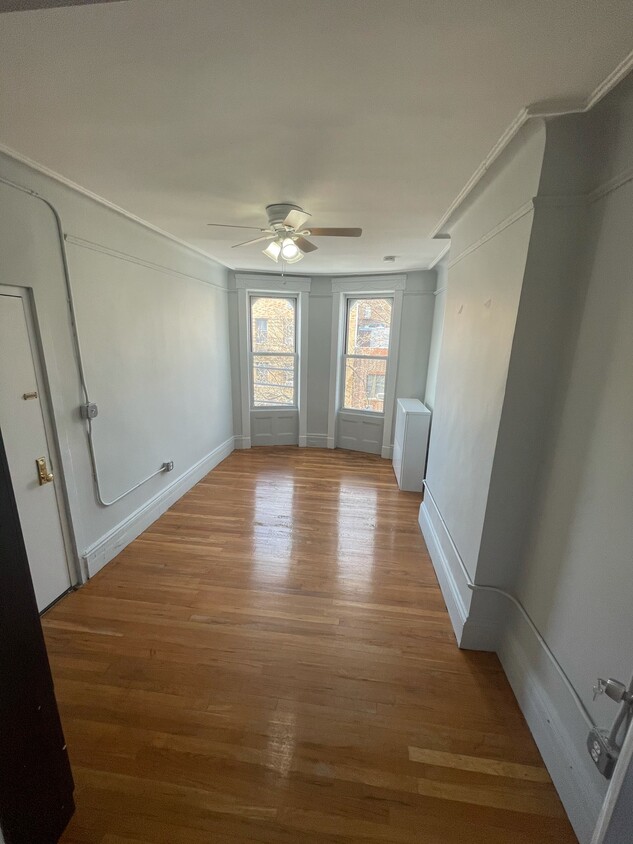 Primary Photo - 3135 30th St